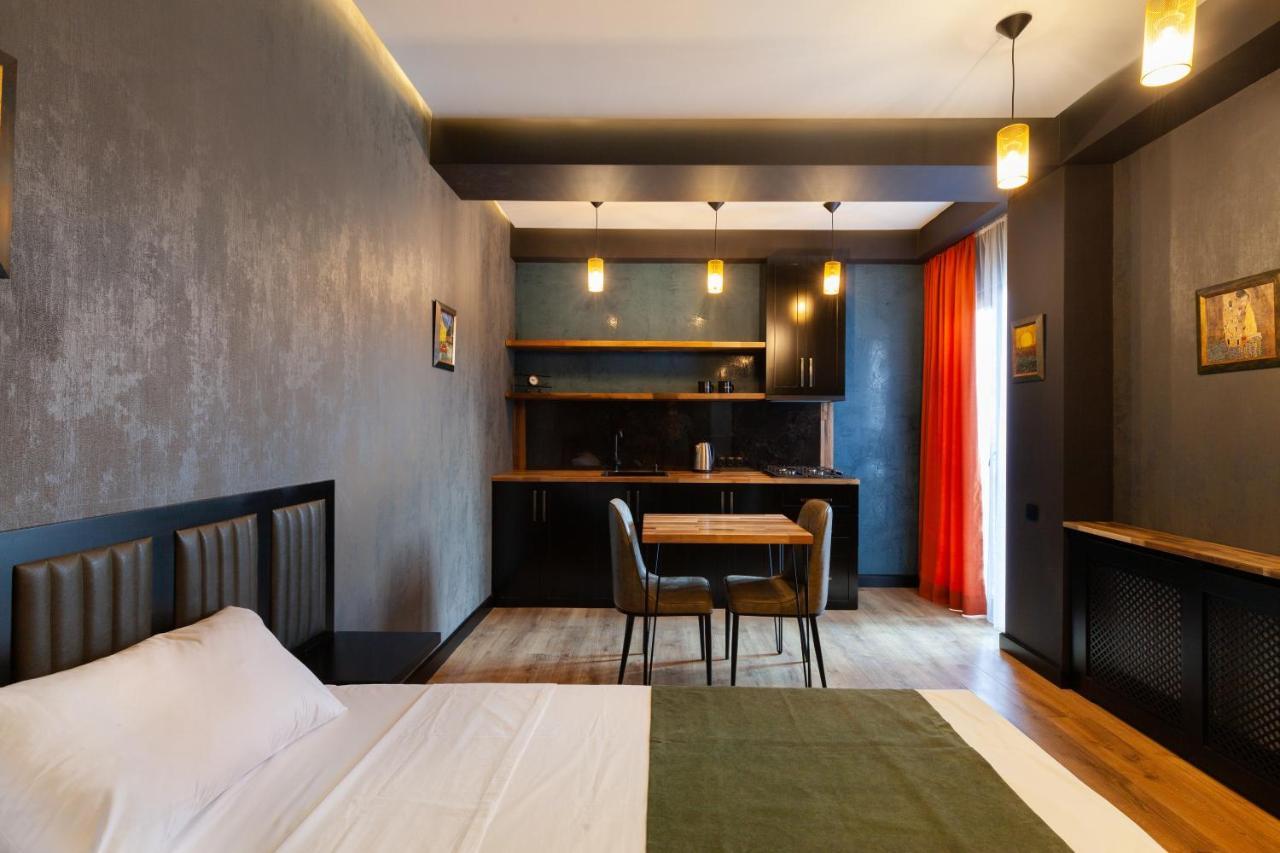 Irina'S Apartments Koutaïssi Extérieur photo